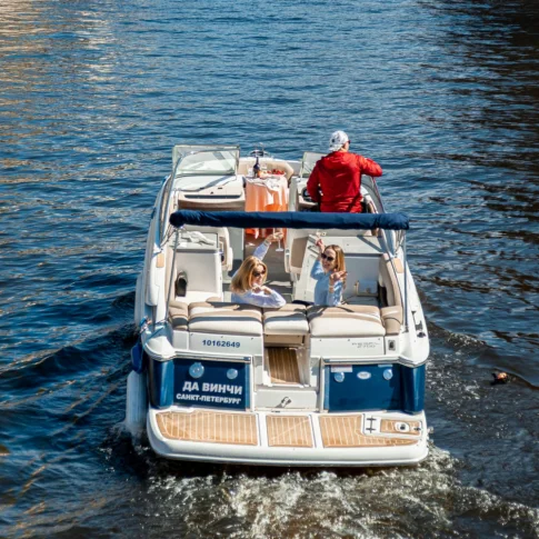 Индивидуальная прогулка на катере «Да Винчи»