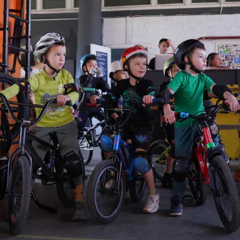 Абонемент в клуб любителей современных видов спорта