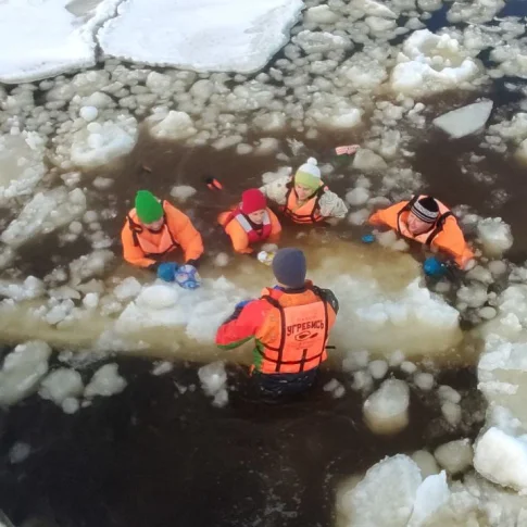 Ледяной-флоатинг с моторафтом