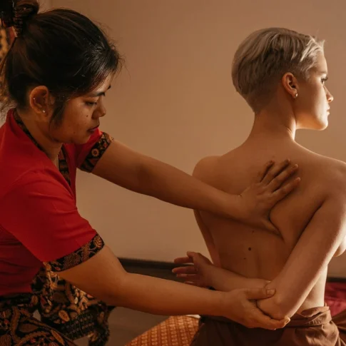 Традиционный тайский масляный массаж «Тайские грёзы» 