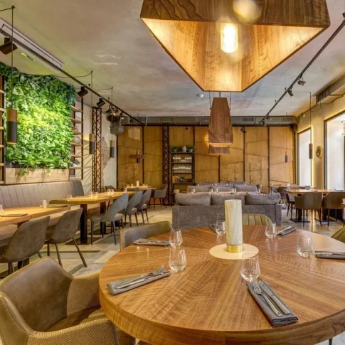 Ужин в ресторане all Seasons