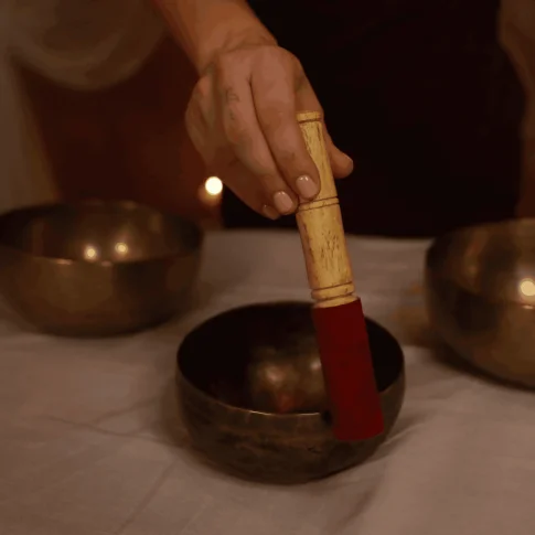 Массаж тела и массаж поющими чашами «Звуковое прикосновение»