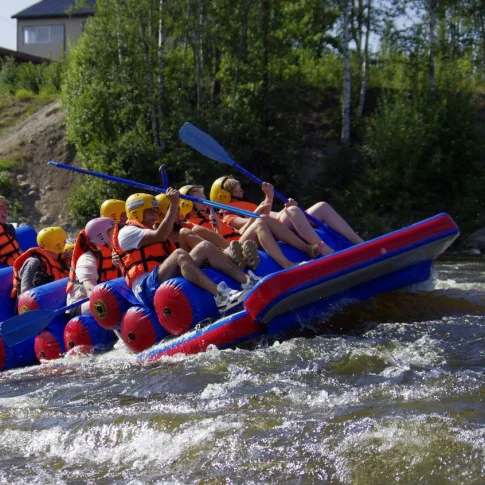 Групповой сплав по лосевским порогам на диване