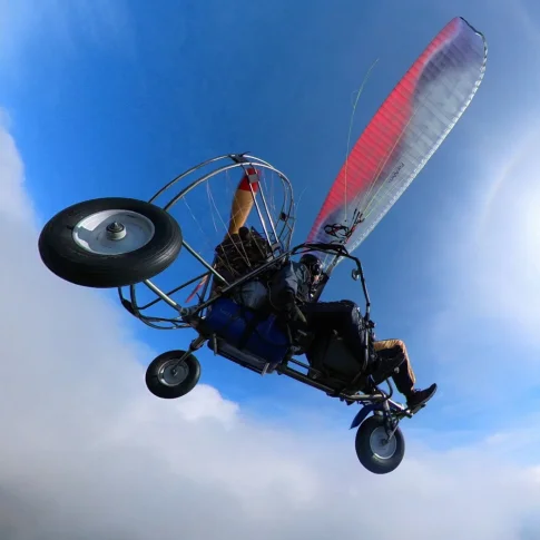 Полет на паратрайке