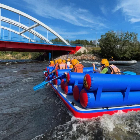 Групповой сплав по лосевским порогам на диване