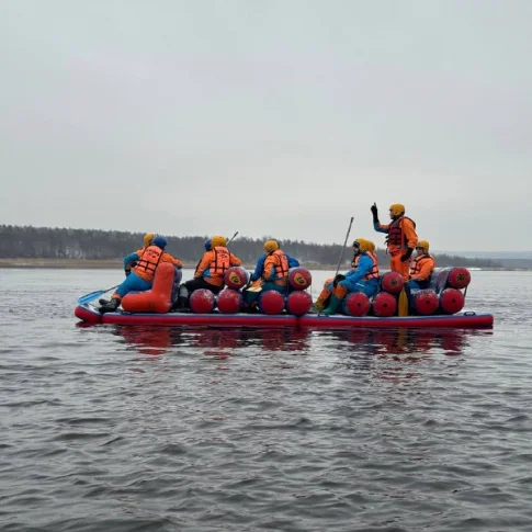 Групповой сплав по лосевским порогам на диване